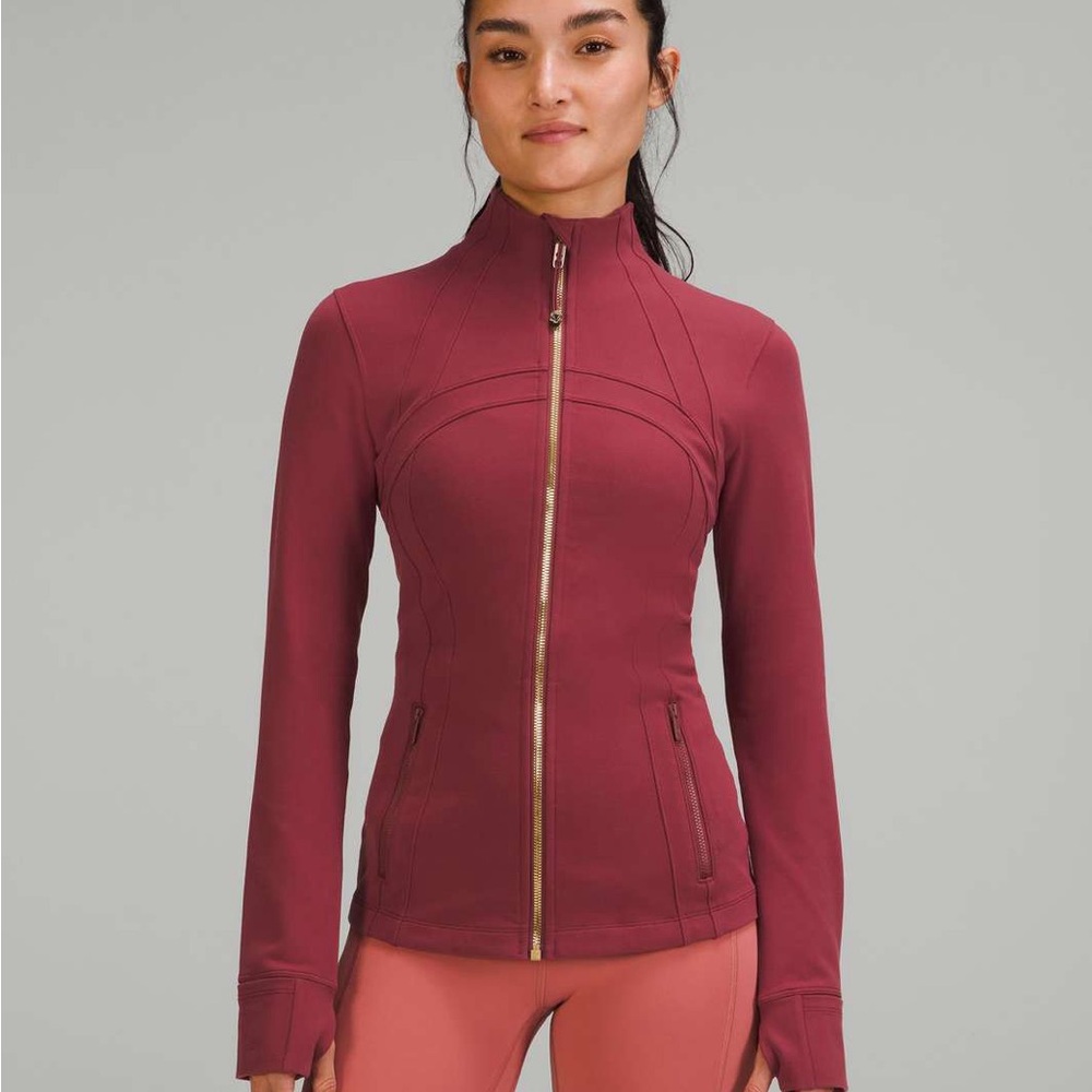 Lululemon Define Jacket *Luon
Mulled Wine. Size 10